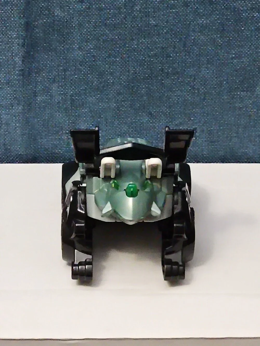 VTech Switch & Go Dinos Turbo Triceratops Transforming Race Car | Friction Motor